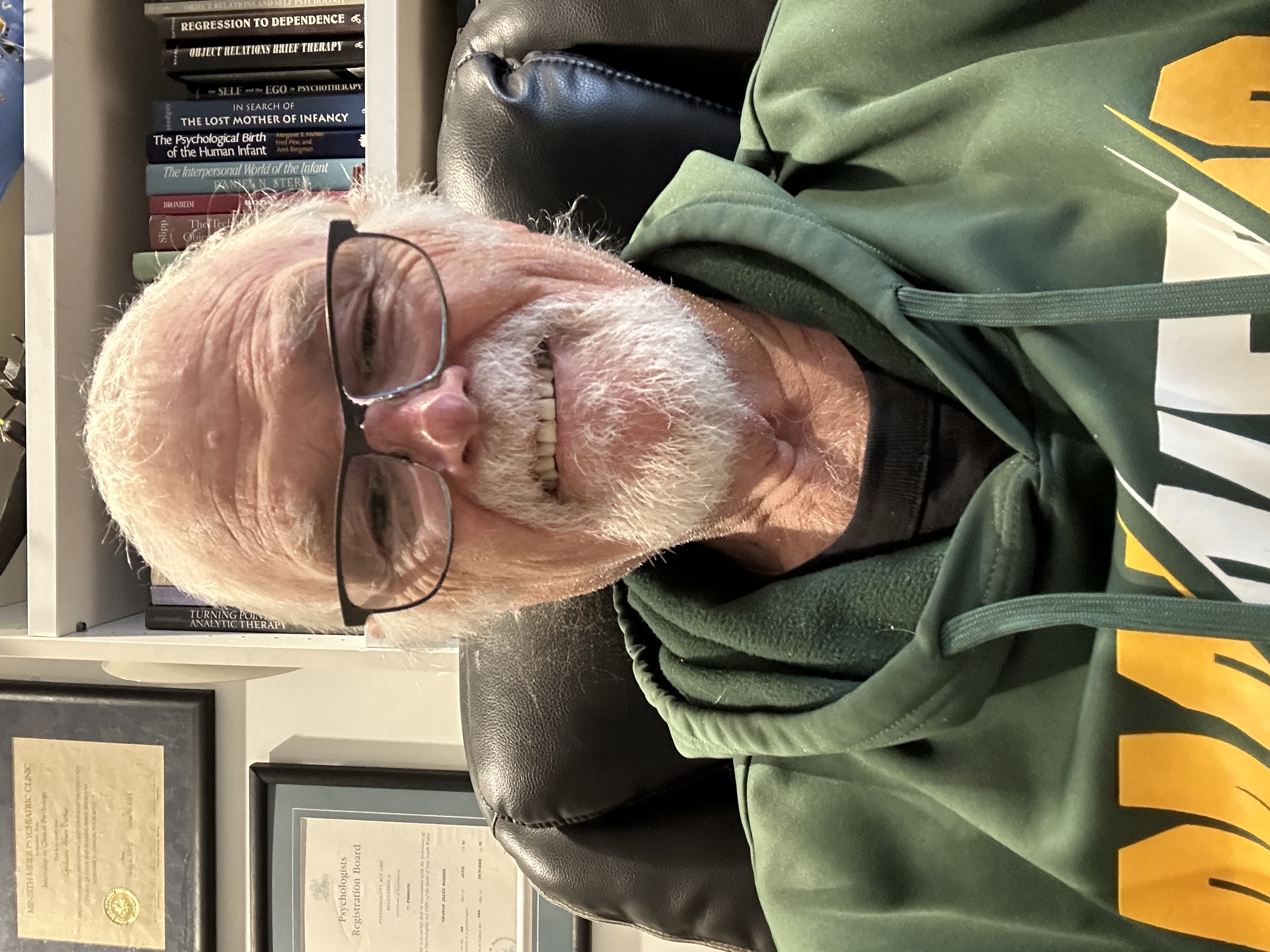 Dr Graham Barker